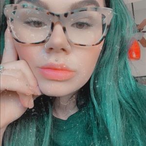 Make me and offer on anything in my closet.